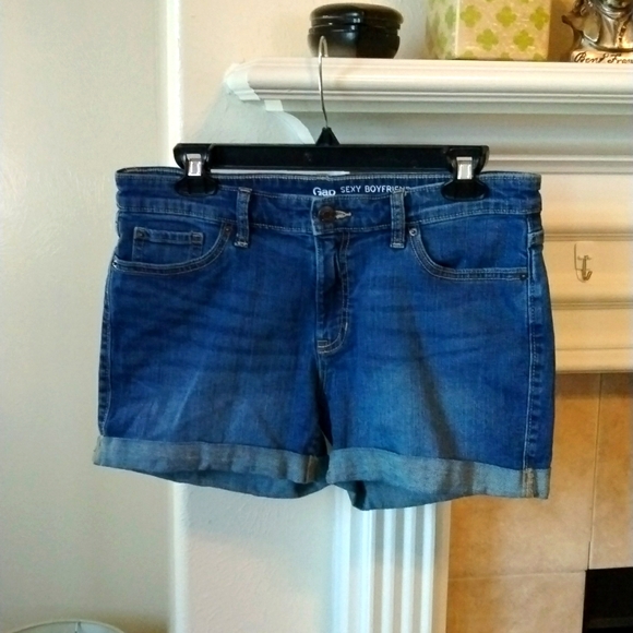 GAP Pants - Gap Jean Shorts size 6